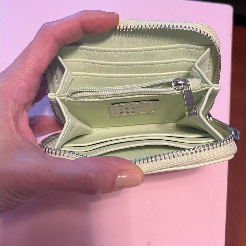 Wallet - Picture 2 of 2